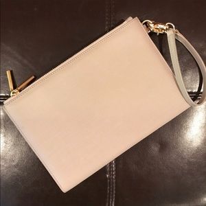 Dagne Dover Essentials Clutch